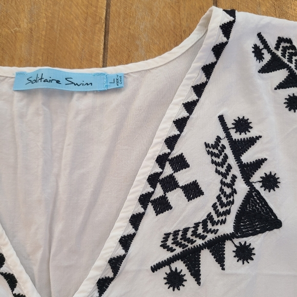 Embroidered tunic top - Picture 6 of 6